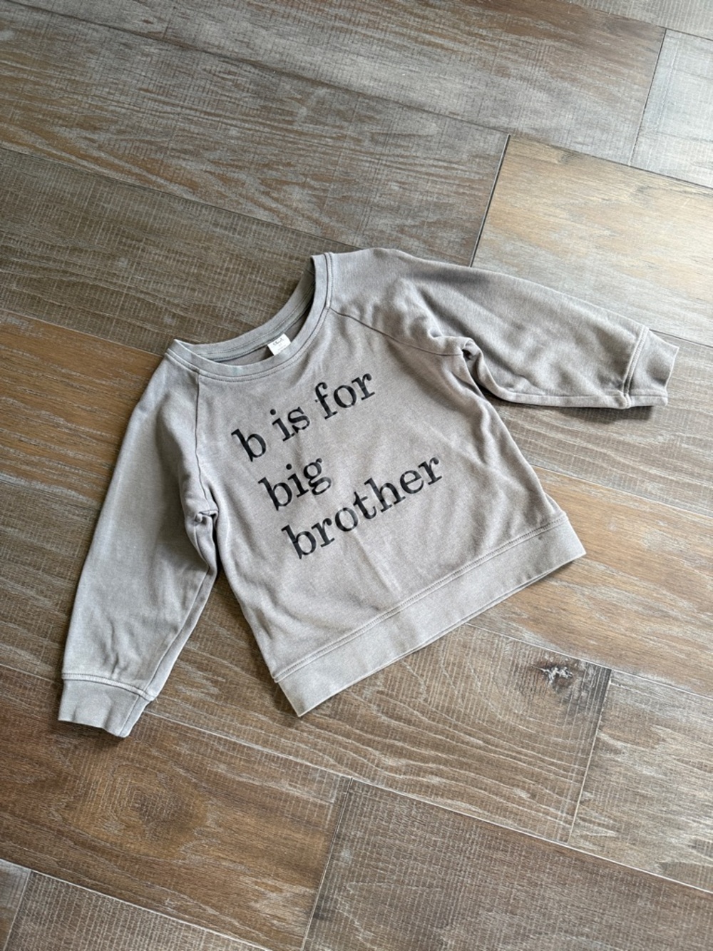 ORGANIC ‘b is for big brother’ sweatshirt in grey (Size 4T)